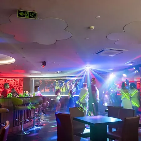 호텔 Michell & (adults Only) 3*