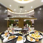 Hotel Michell & (adults Only)