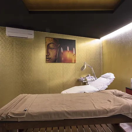 Michell & (adults Only) 3* אלאניה