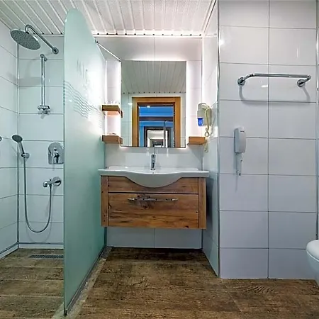Hotel Michell & (adults Only) 3*