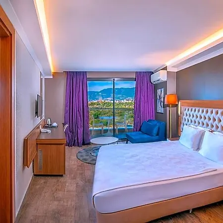 Hotel Michell & (adults Only) 3*