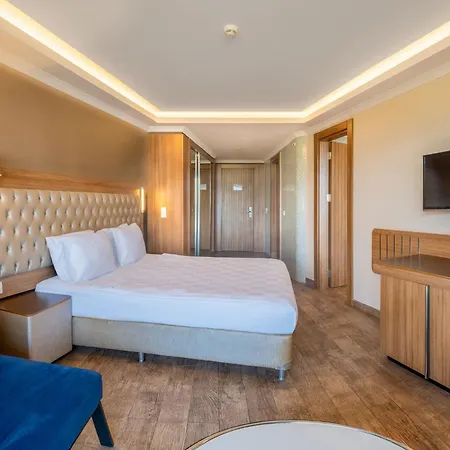 Otel Michell & (adults Only)